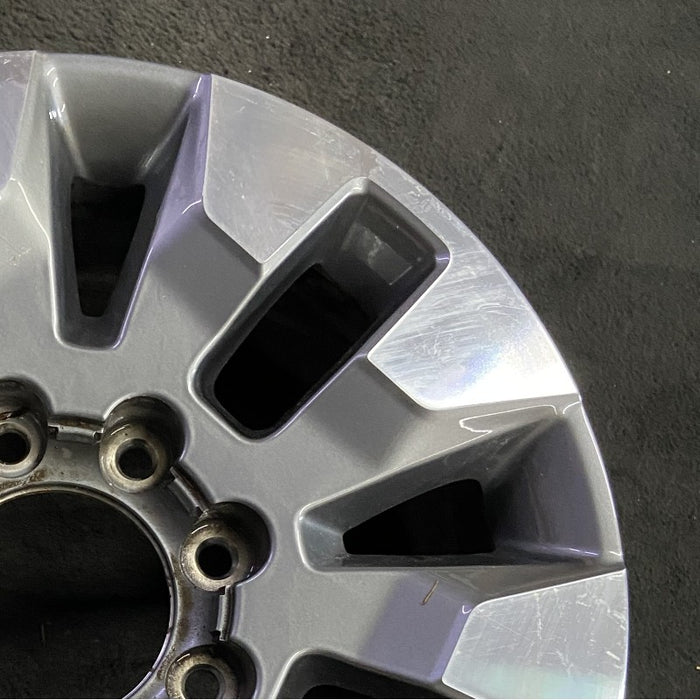 20" SILVERADO 2500 PICKUP 21-23 20x8.5 10 spoke machined gray opt Q86 dark gray - Close-Up Detail