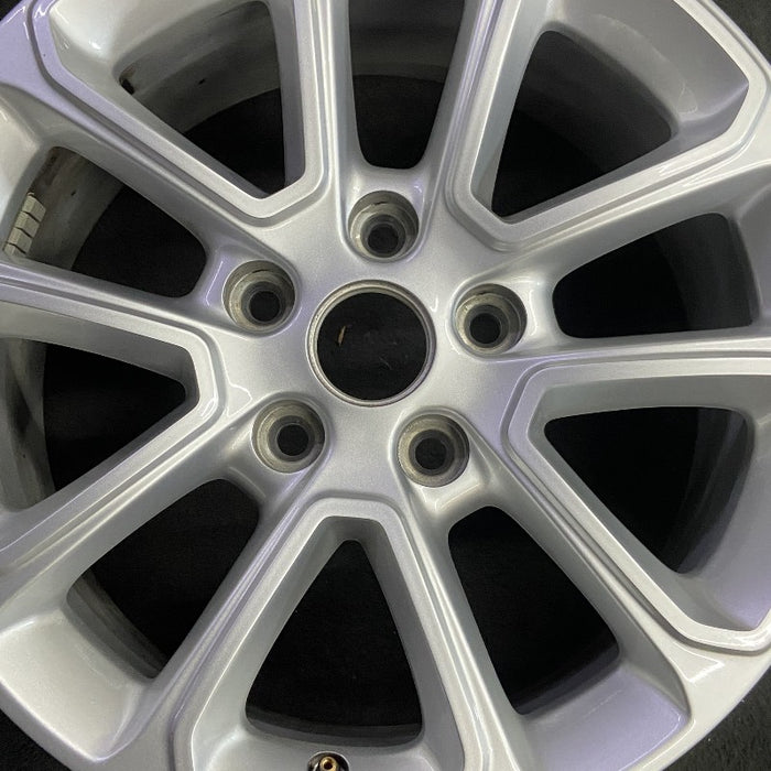 18" GRAND CHEROKEE 14 18x8 aluminum opt WPK Original OEM Wheel Rim - Angle View