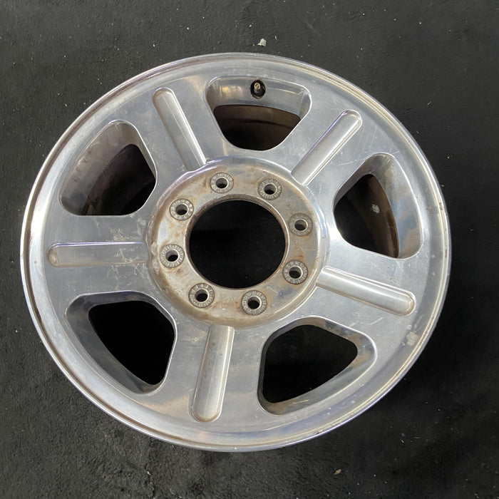 18" FORD F250SD PICKUP 05 18x8 , 5 spoke , aluminum Original OEM Wheel Rim - Close-Up Detail