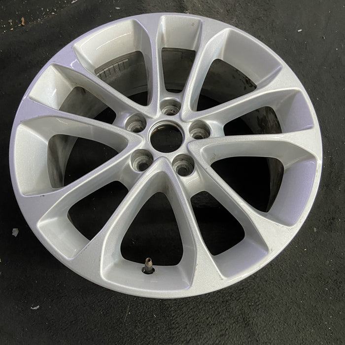 17" FUSION 19 17x7.5, aluminum, 10 spoke , w/flared spoke ends, Original OEM - Side Profile