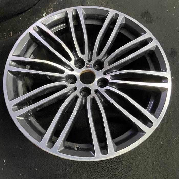 19" 530e 18-20 19x8 10 spoke double spoke dark gray orbit gray Original OEM - View 7