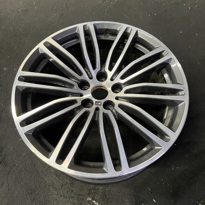 19" 530e 18-20 19x8 10 spoke double spoke dark gray orbit gray Original OEM - View 8