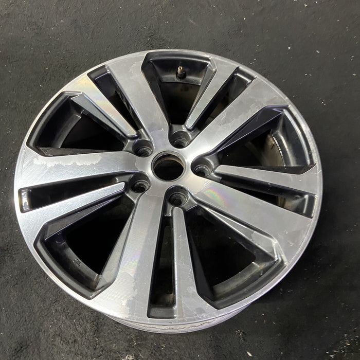 18" LEGACY 18 18x7 , 5 spoke , dark gray inlay Original OEM Wheel Rim - Close-Up Detail