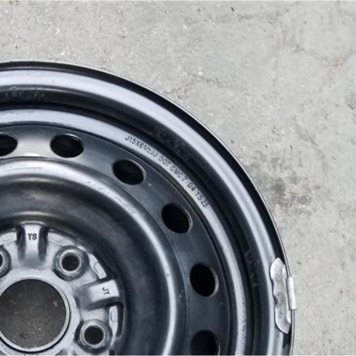 15" CAMRY 02-06 15x6.5, steel Original OEM Wheel Rim - Close-Up Detail