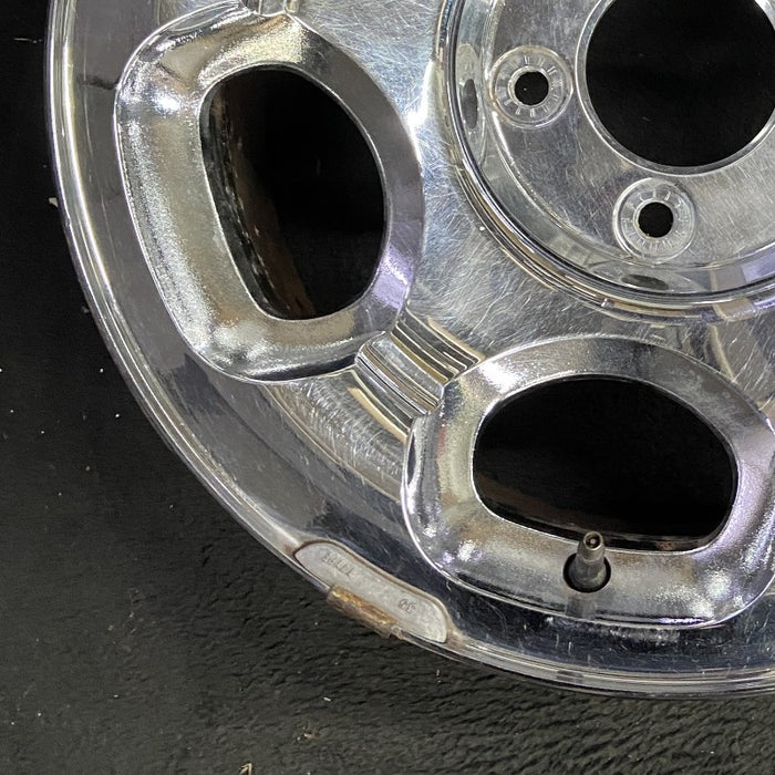 17" NAVIGATOR 00 17x7.5 14mm lug 16mm hole aluminum 6 ovals chrome Original OEM - Additional View