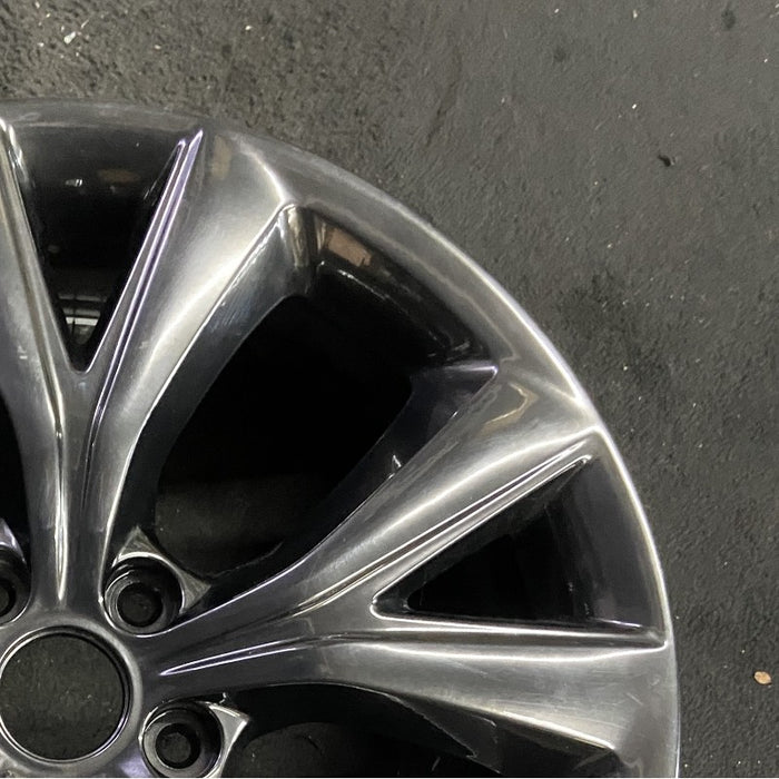 19" SANTA FE 18 19x7.5 alloy 2.0L Sport Original OEM Wheel Rim - Close-Up Detail