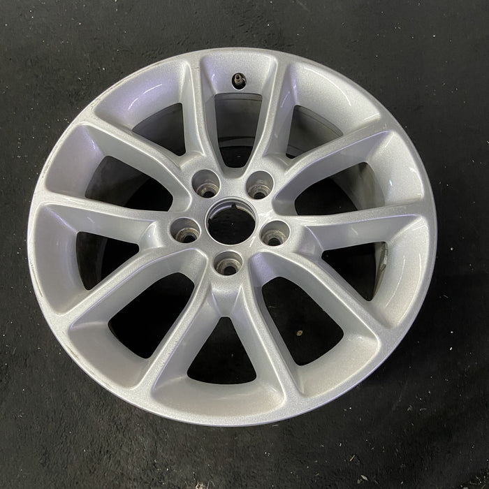 17" EDGE 13-14 17x7.5 , , , 5 Y spoke Original OEM Wheel Rim - Close-Up Detail
