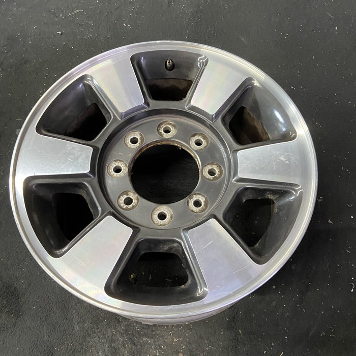 18" FORD F250SD PICKUP 11-13 18x8 , aluminum, 6 spoke Original OEM Wheel Rim - Close-Up Detail