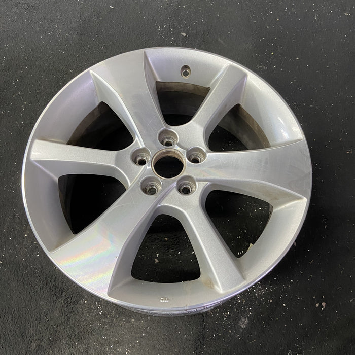 17" LEGACY 13-14 17x7 , 6 spoke, machined face, silver thin spokes Original OEM - Close-Up Detail
