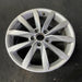 17" GOLF 17 17x7 , 10 spoke, 49mm offset, silver pockets Original OEM Wheel Rim - Close-Up Detail