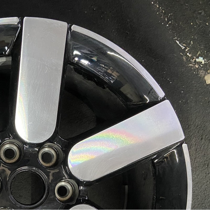 19" PROLOGUE 24-25 19x8.5 6 spoke machined face with black pockets Original OEM - Close-Up Detail