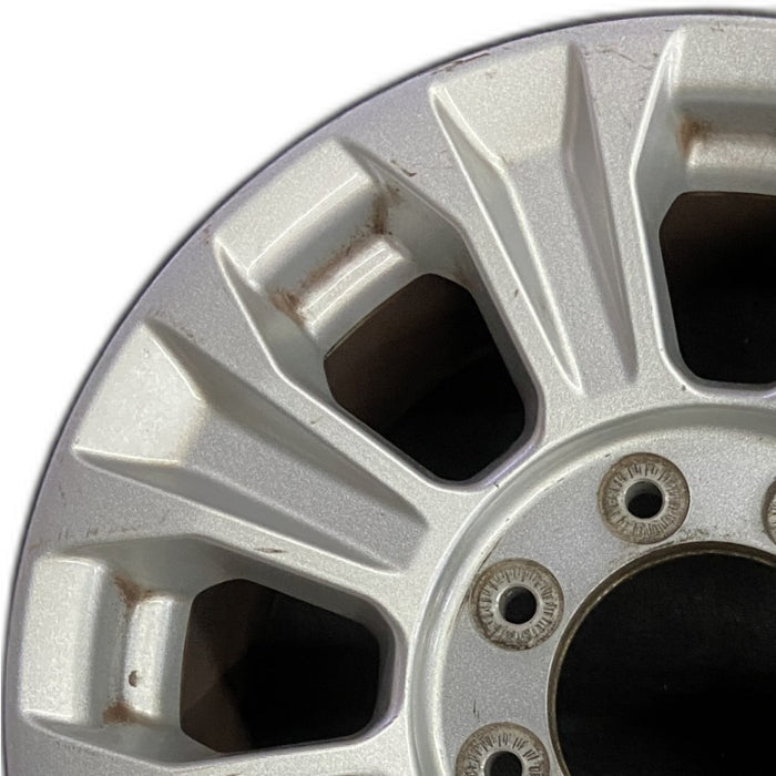 18" FORD F250SD PICKUP 20-22 18x8 aluminum 8 spoke silver Original OEM Wheel Rim - Angle View