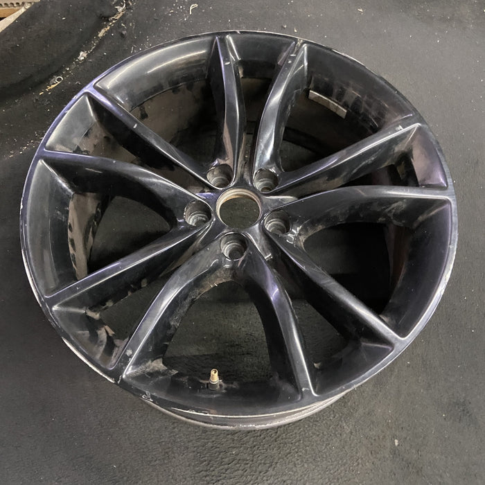 20" CHALLENGER 16-17 20x8 , 5 V spoke, Original OEM Wheel Rim - Side Profile