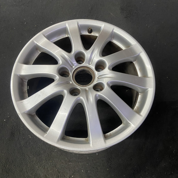 17" PORSCHE CAYENNE 04-06 17x7.5, w/o Original OEM Wheel Rim - Close-Up Detail