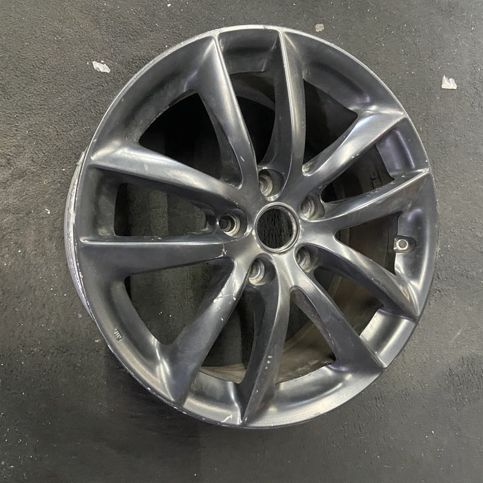 17" INFINITI G35 07 17x7.5 , 10 spoke Original OEM Wheel Rim - Close-Up Detail