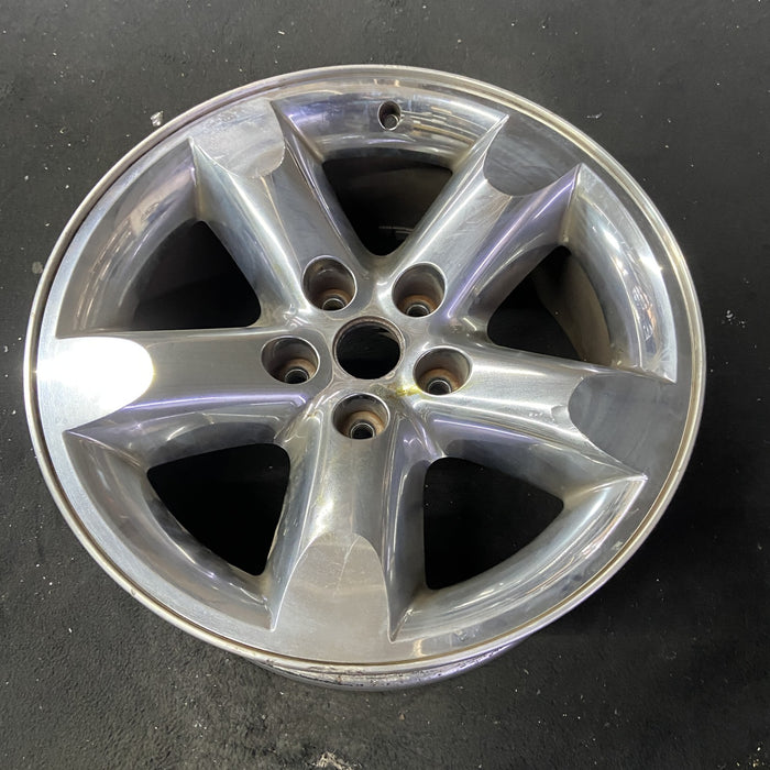 20" DODGE 1500 PICKUP 06 5 lug, 20x9 , w/o argent Original OEM Wheel Rim - Close-Up Detail
