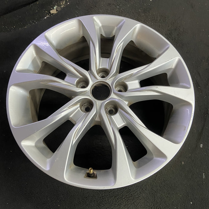 18" TELLURIDE 20-22 18x7.5 , split spoke Original OEM Wheel Rim - Angle View