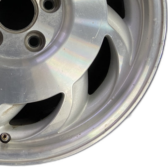 17" CORVETTE 91-92 exc. ZR1; 17x9.5 frt rear L. Original OEM Wheel Rim - Close-Up Detail