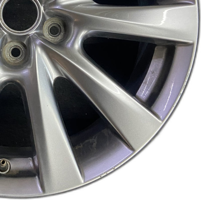 18" Original OEM Wheel Rim - Close-Up Detail