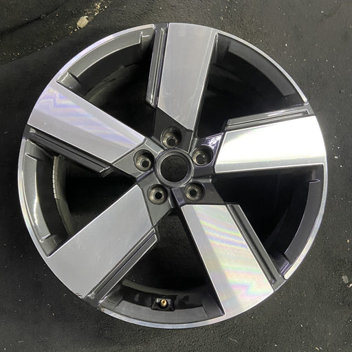 20" SANTA FE 24-25 gasoline, 20x8.5 Original OEM Wheel Rim - Angle View