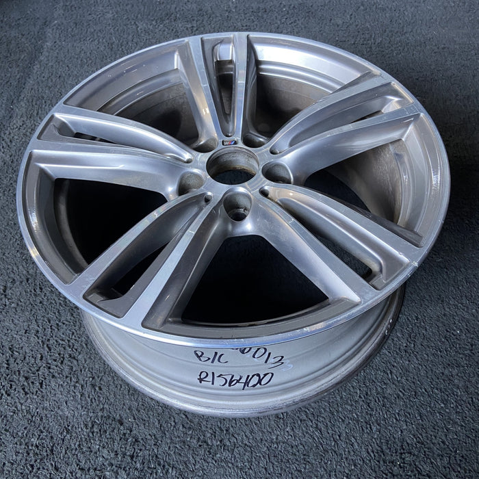19" BMW 320i 14-15 19x8, 5 twin spokes Original OEM Wheel Rim - View 7