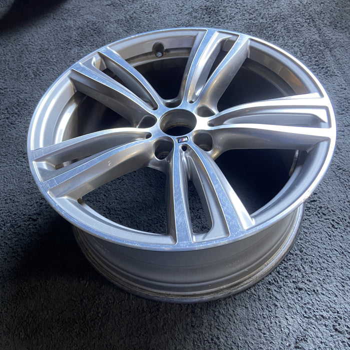 19" BMW 320i 14-15 19x8, 5 twin spokes Original OEM Wheel Rim - View 8