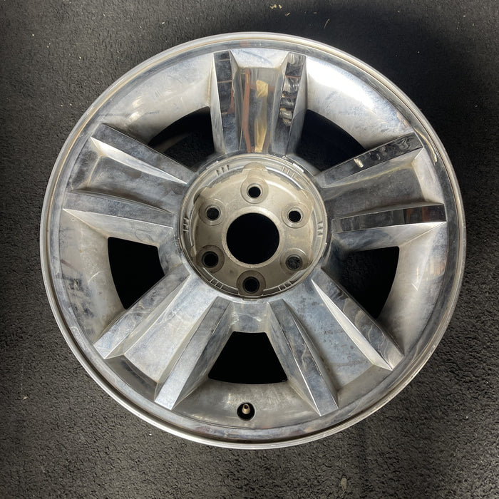 20" AVALANCHE 1500 09-10 20x8.5, 5 spoke, covered lug nuts, grooved spoke - Additional View