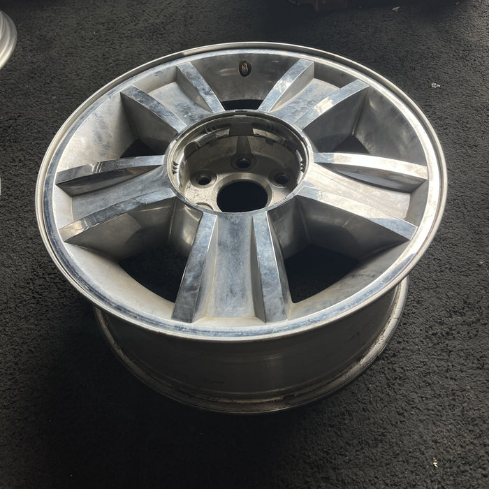 20" AVALANCHE 1500 09-10 20x8.5, 5 spoke, covered lug nuts, grooved spoke - View 8