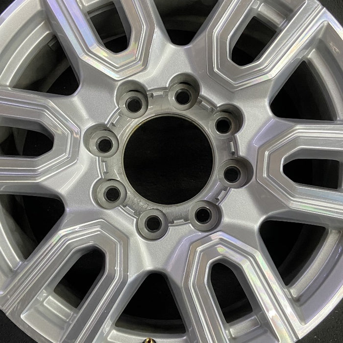 20" SIERRA 2500 PICKUP 20 20x8.5 12 spoke machined face accents silver opt Q7R - Angle View