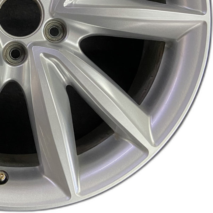 19" RDX 19-21 19x8 alloy w/o machined face; gray factory installed Base - Close-Up Detail