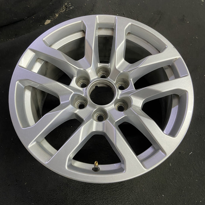 18" SIERRA 1500 PICKUP 19 , 18x8.5, 10 spoke, silver Original OEM Wheel Rim - Side Profile
