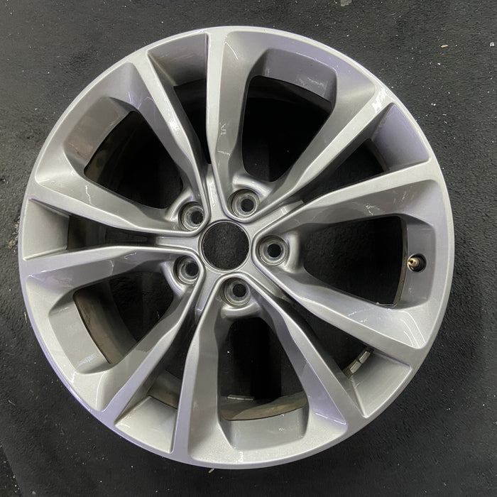 19" CHALLENGER 20-23 19x7.5 , , silver Original OEM Wheel Rim - Angle View