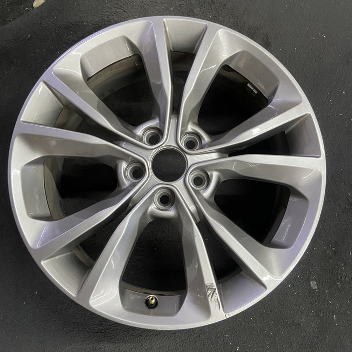 19" CHALLENGER 20-23 19x7.5 , , silver Original OEM Wheel Rim - Angle View