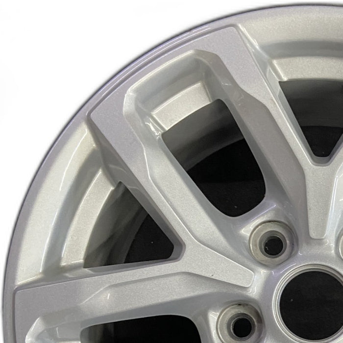 17" GLADIATOR 23 17x7.5 aluminum 5 spoke double spoke silver opt WFQ Original - Angle View