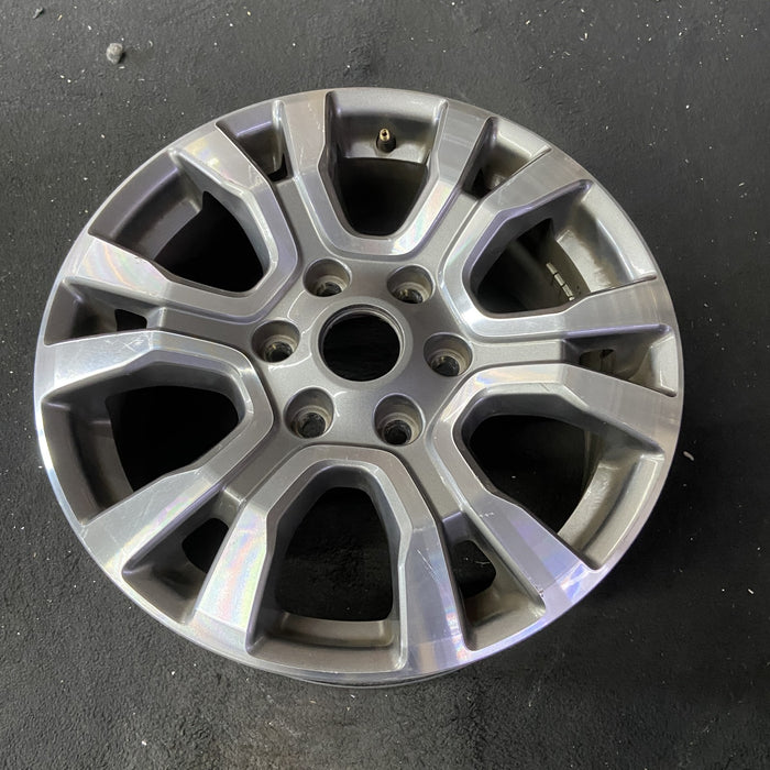 18" RANGER 19 18x8 , 6 spoke, machined face with pockets , U spoke Original OEM - Close-Up Detail