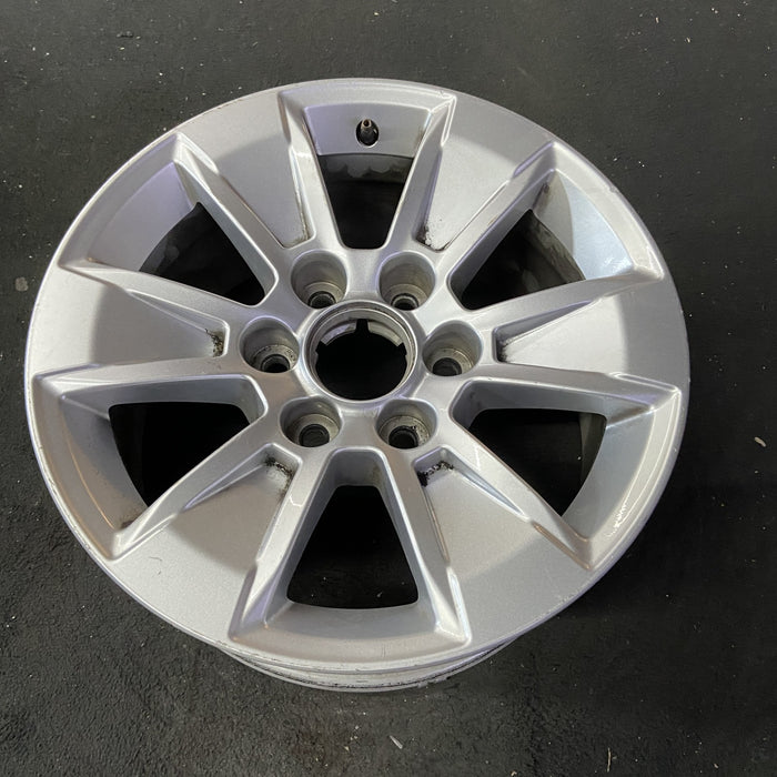17" SIERRA 1500 PICKUP 19 , 17x8, alloy Original OEM Wheel Rim - Close-Up Detail