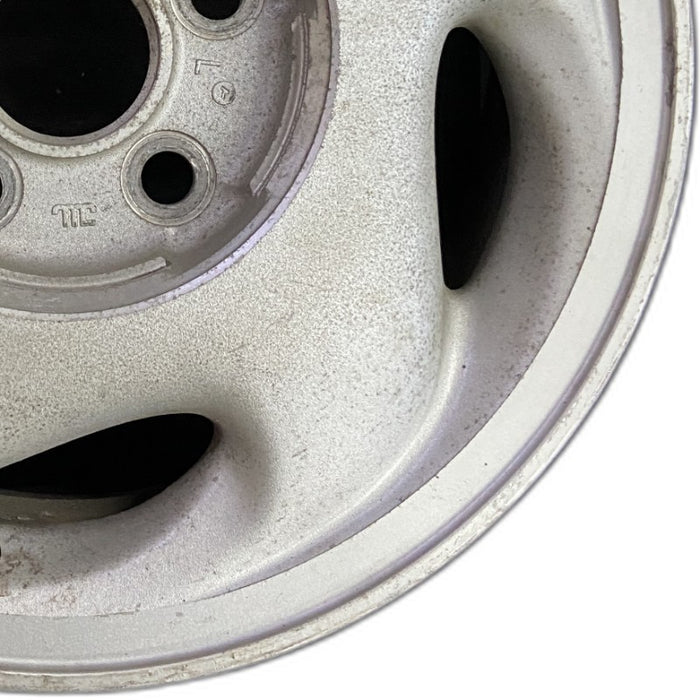 15" PREVIA 91-97 15x6 alloy L. Original OEM Wheel Rim - Close-Up Detail