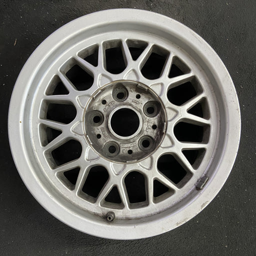 15" BMW 528i 97-00 15x7, alloy, web design Original OEM Wheel Rim - Angle View