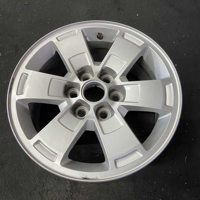 16" CANYON 15-17 16x7, aluminum Original OEM Wheel Rim - Close-Up Detail