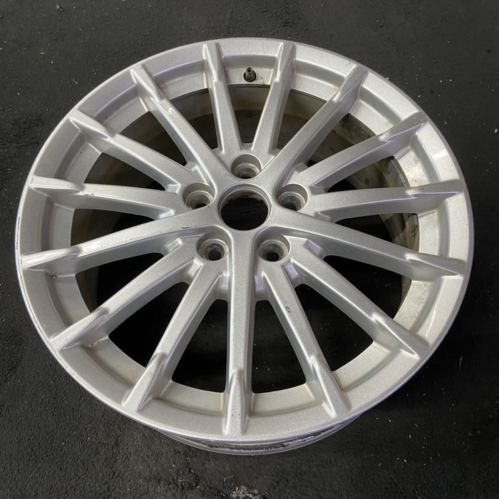 17" C-MAX 13-16 , Original OEM Wheel Rim - Close-Up Detail