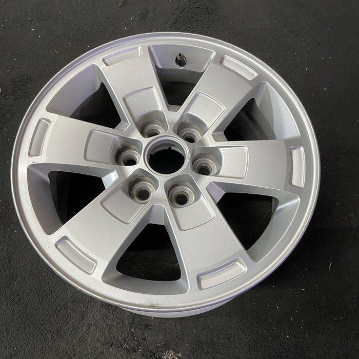 16" CANYON 15-17 16x7, aluminum Original OEM Wheel Rim - Close-Up Detail