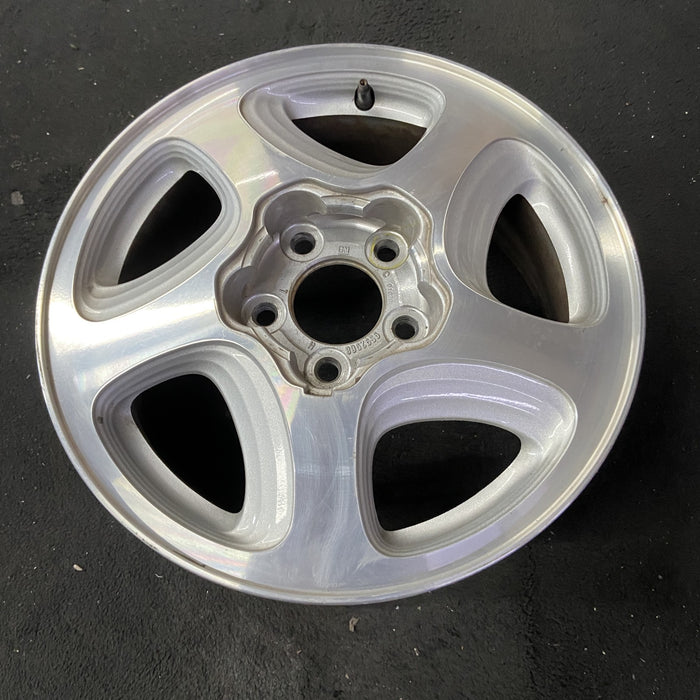 16" MONTE CARLO 00 16x6.5, aluminum, 5 slot Original OEM Wheel Rim - Close-Up Detail