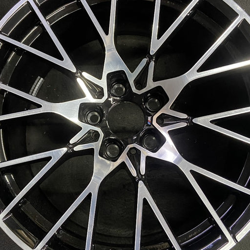 19" BMW M2 19-20 19x10 alloy 20 spoke silver spoke face Original OEM Wheel Rim - Angle View