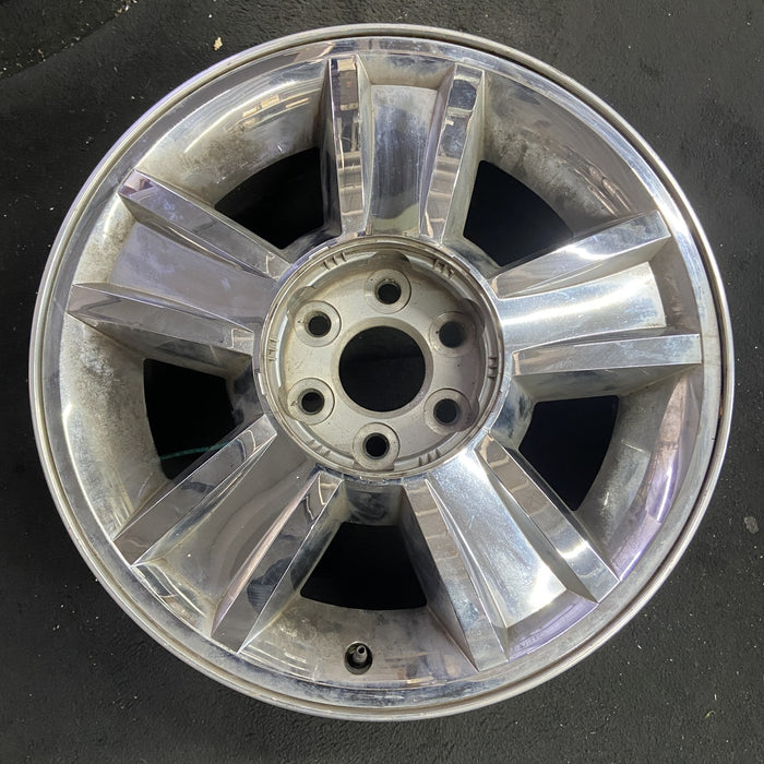 20" AVALANCHE 1500 09-10 20x8.5, 5 spoke, covered lug nuts, grooved spoke - Angle View