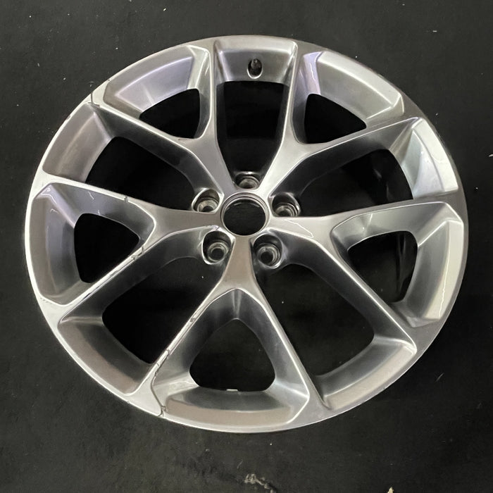 20" CHALLENGER 19-20 20x8 , , Y spoke, , silver Original OEM Wheel Rim - Close-Up Detail