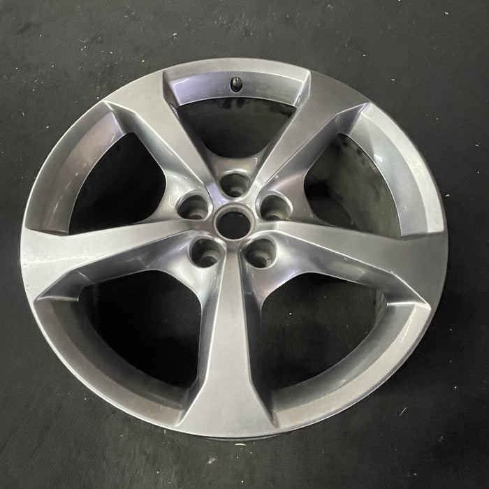 20" CAMARO 13-14 20x9 , , silver, opt R42, midnight silver Original OEM Wheel - Close-Up Detail