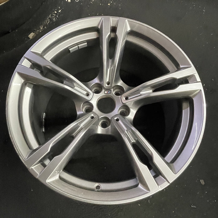 19" BMW M5 18-20 19x9.5, dark gray Original OEM Wheel Rim - Side Profile