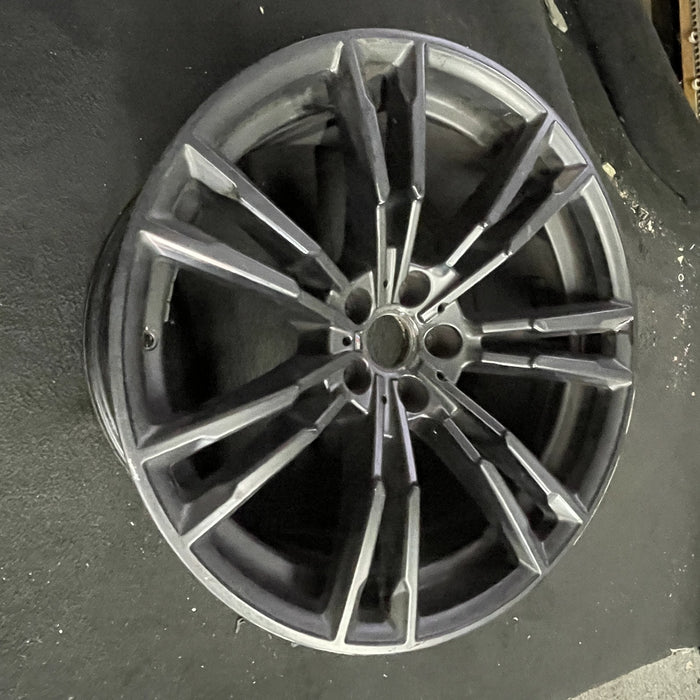20" BMW M5 18 20x10.5, machined spoke face Original OEM Wheel Rim - Side Profile