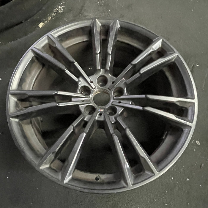 20" BMW M5 18 20x9.5, machined spoke face Original OEM Wheel Rim - Side Profile