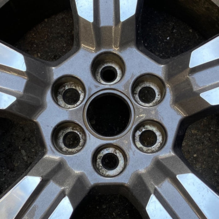18" COLORADO 15 18x8.5 Original OEM Wheel Rim - Angle View